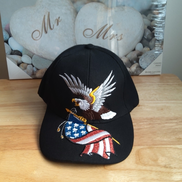 Baseball cap - Picture 1 of 3